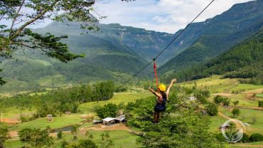 Tirolesa Canyon Churriado